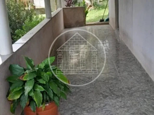Chácara com 860m² 4 quartos e 2 banheiros, à venda, no bairro Jardim Santa Tereza em São Paulo