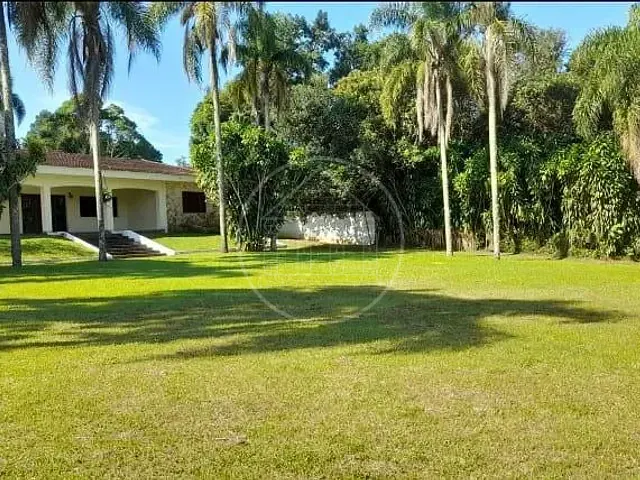 Chácara com 4388m² 4 quartos e 5 banheiros, à venda, no bairro Filipinho em Embu-Guaçu