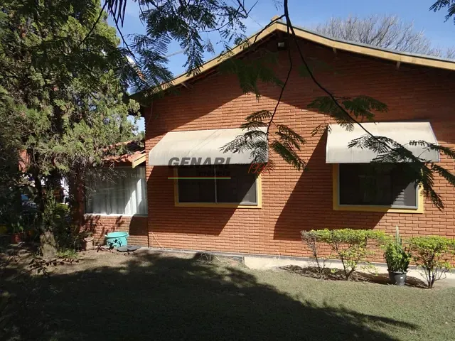 Chácara com 3000m² 3 quartos e 3 banheiros, à venda, no bairro Jardim dos Laranjais em Indaiatuba