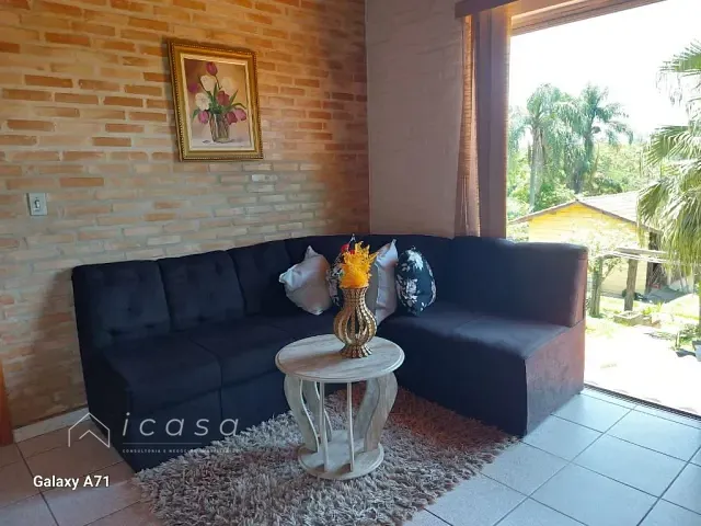 Chácara com 3000m² 4 quartos e 4 banheiros, à venda, no bairro Recreio Mantiqueira em Caçapava