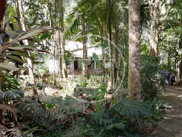 Chácara com 2500m² 2 quartos e 2 banheiros, à venda, no bairro Parque Maria Fernandes em São Paulo
