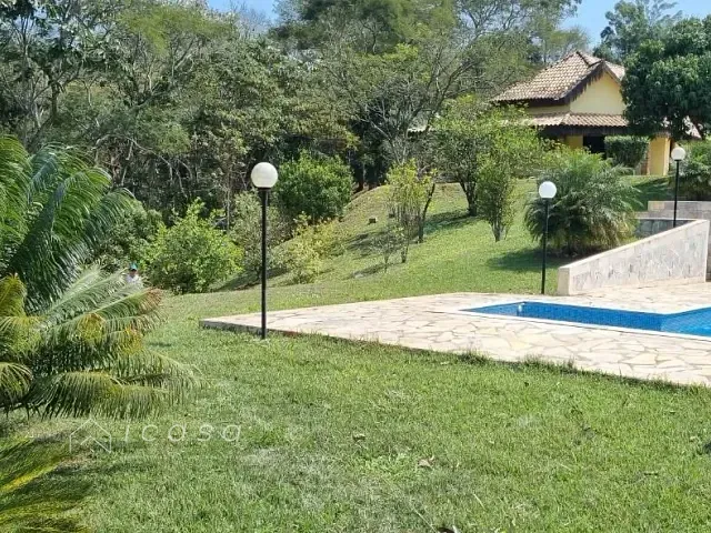 Chácara com 28000m² 4 quartos e 4 banheiros, à venda, no bairro Igaratá em Igaratá