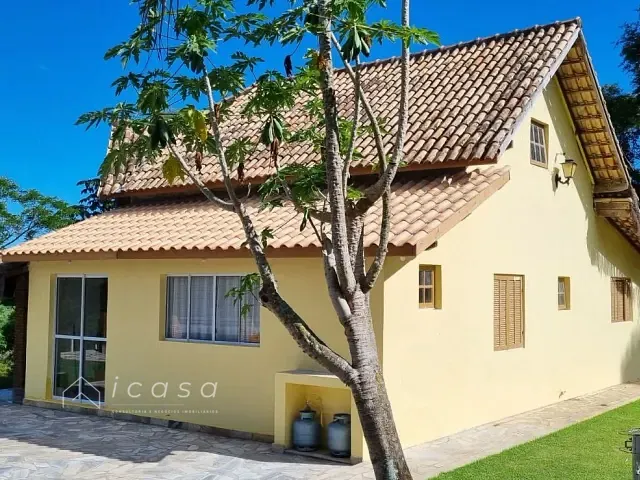 Chácara com 28000m² 4 quartos e 4 banheiros, à venda, no bairro Igaratá em Igaratá