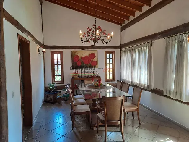 Chácara com 1000m² 4 quartos e 5 banheiros, à venda, no bairro Terras de Itaici em Indaiatuba