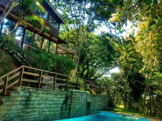 Chácara com 12442m² 5 quartos e 1 banheiro, à venda, no bairro Pedreira em Guaratinguetá