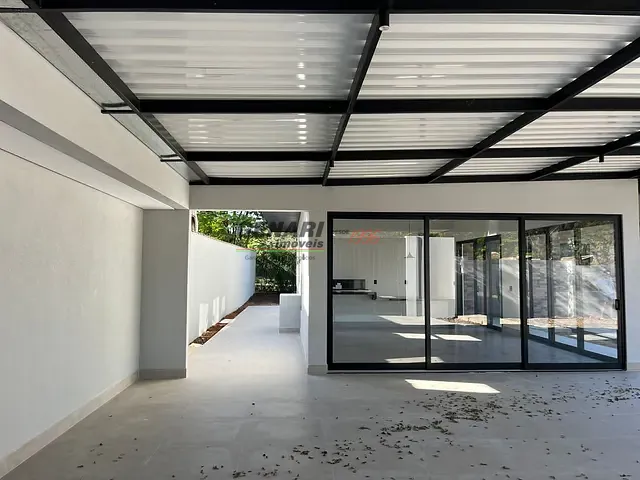 Chácara com 1031m² 3 quartos e 4 banheiros, à venda, no bairro Parque das Bandeiras 2 em Indaiatuba