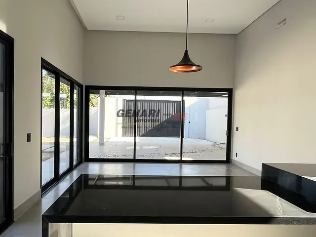 Chácara com 1031m² 3 quartos e 4 banheiros, à venda, no bairro Parque das Bandeiras 2 em Indaiatuba