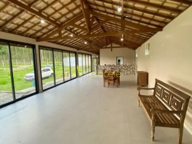 Chácara com 2130m² 2 quartos e 2 banheiros, à venda, no bairro Ribeirão Grande em Pindamonhangaba