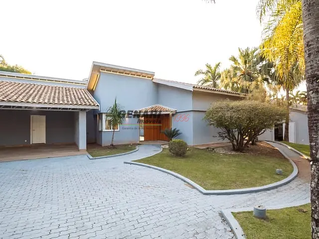 Chácara com 2500m² 4 quartos e 6 banheiros, à venda, no bairro Vale das Laranjeiras em Indaiatuba