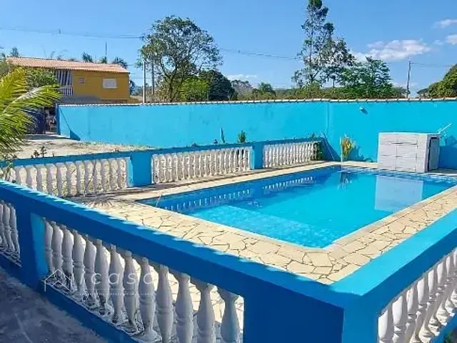 Chácara com 1000m² 2 quartos e 2 banheiros, à venda, no bairro Vila Menino Jesus em Caçapava