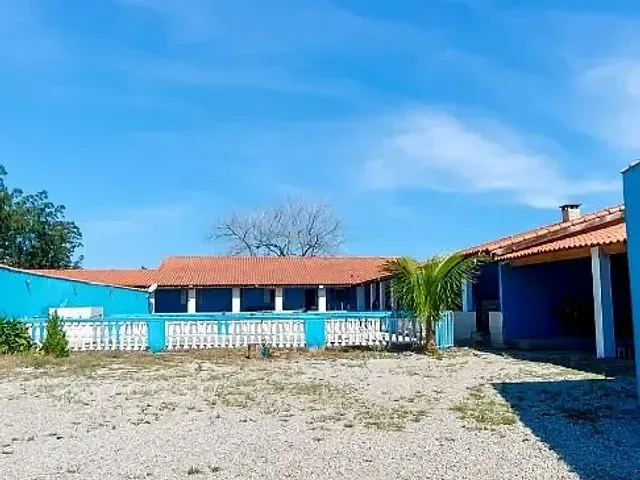 Chácara com 1000m² 2 quartos e 2 banheiros, à venda, no bairro Vila Menino Jesus em Caçapava