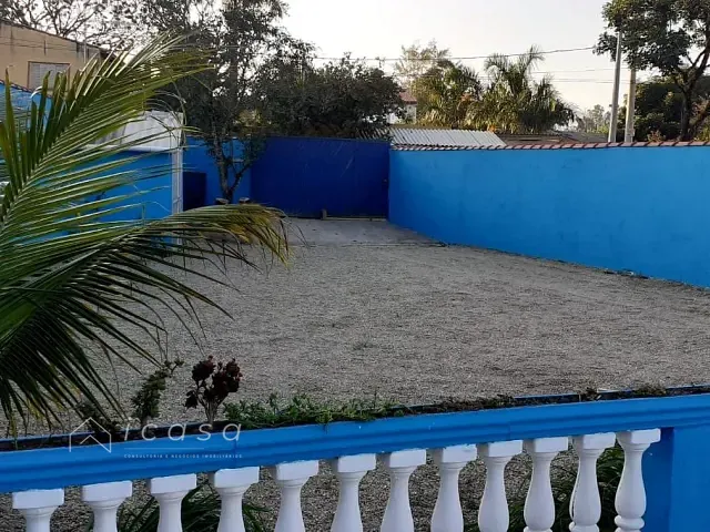 Chácara com 1000m² 2 quartos e 2 banheiros, à venda, no bairro Vila Menino Jesus em Caçapava