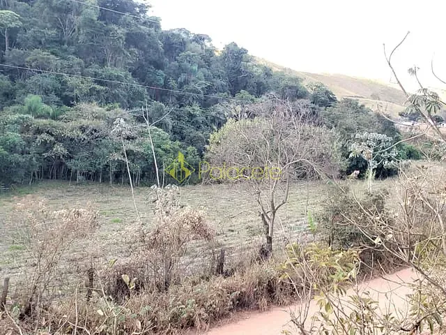 Chácara com 30000m², à venda, no bairro Aterrado em Lorena