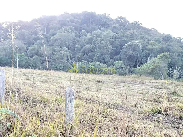 Chácara com 30000m², à venda, no bairro Aterrado em Lorena