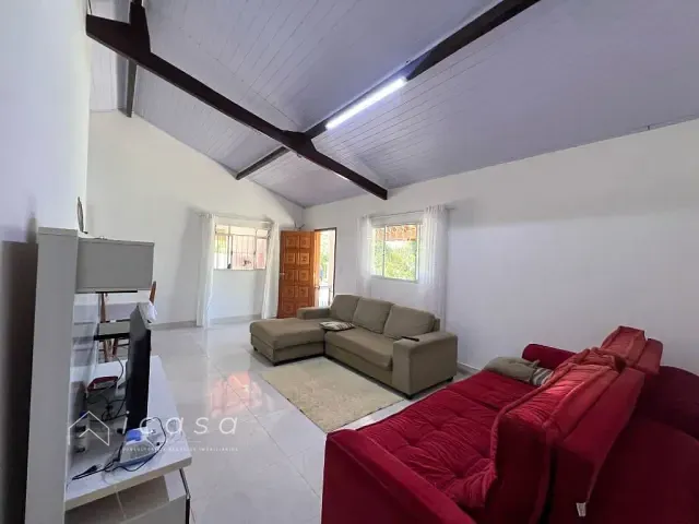 Chácara com 5030m² 3 quartos e 3 banheiros, à venda, no bairro Chácara Itamarati em Caçapava