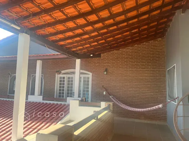 Chácara com 1660m² 3 quartos e 3 banheiros, à venda, no bairro Freitas em São José dos Campos