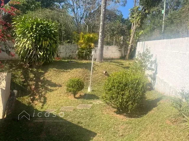 Chácara com 1660m² 3 quartos e 3 banheiros, à venda, no bairro Freitas em São José dos Campos