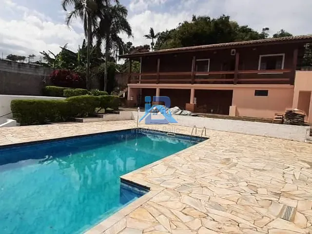 Chácara com 1092m² 3 quartos e 2 banheiros, à venda, no bairro Jardim Leonor em Itatiba