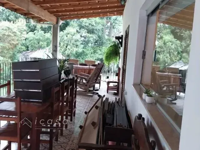 Chácara com 9200m² 7 quartos e 5 banheiros, à venda, no bairro Marambaia em Caçapava