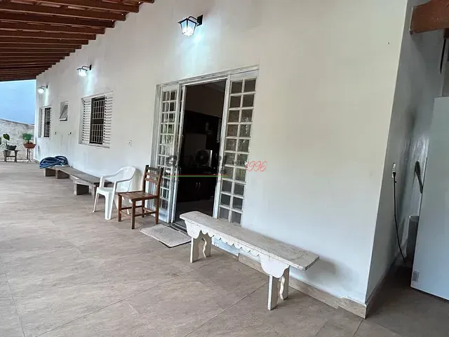 Chácara com 1000m² 4 quartos e 2 banheiros, à venda, no bairro Recanto Campestre Internacional de Viracopos Gleba 4 em Indaiatuba