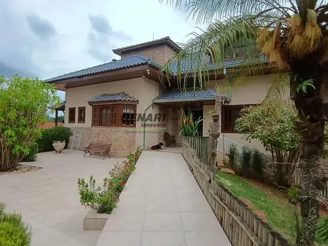 Chácara com 2500m² 4 quartos e 6 banheiros, à venda, no bairro Colinas do Mosteiro de Itaici em Indaiatuba