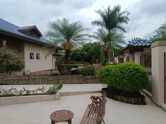 Chácara com 2500m² 4 quartos e 6 banheiros, à venda, no bairro Colinas do Mosteiro de Itaici em Indaiatuba