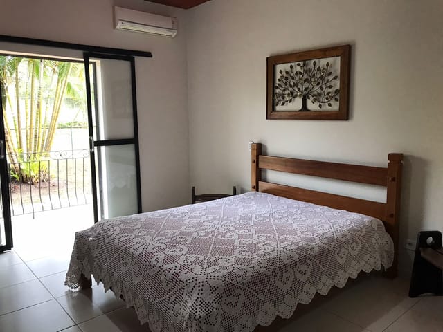 Chácara com 5400m² 5 quartos e 6 banheiros, à venda, no bairro Bom Sucesso em Pindamonhangaba