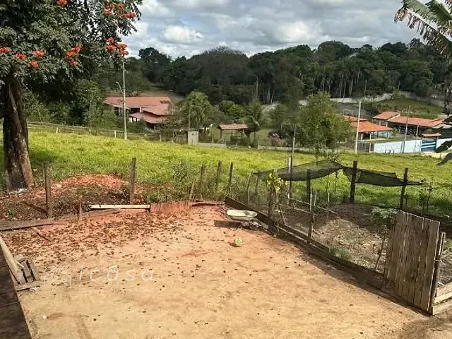 Chácara com 3600m² 2 quartos e 2 banheiros, à venda, no bairro Vila Velha em Caçapava