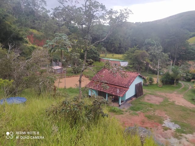 Chácara com 10728m², à venda, no bairro Paiol em Guaratinguetá