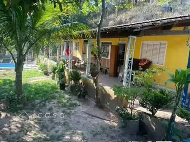 Chácara com 1000m², à venda, no bairro Bairro do Sertãozinho em São José dos Campos