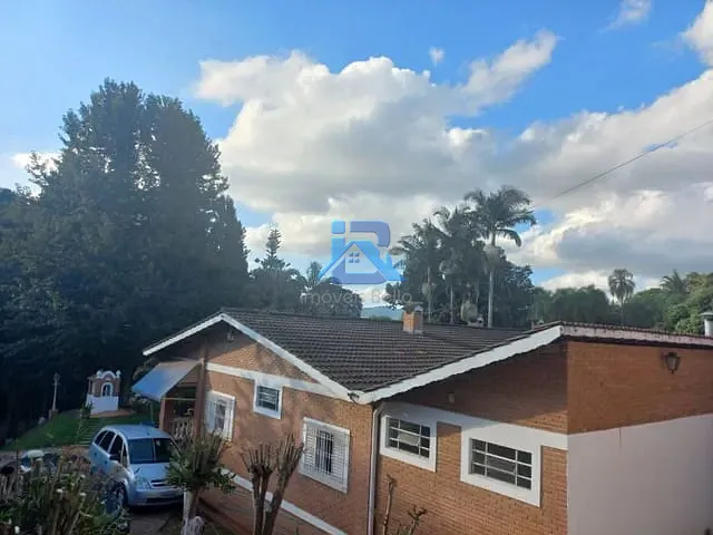 Chácara com 2695m² 4 quartos e 5 banheiros, à venda, no bairro Bairro dos Pintos em Itatiba