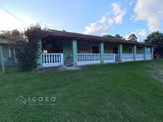 Chácara com 2565m² 3 quartos e 5 banheiros, à venda, no bairro Chácaras Santa Rita em Caçapava