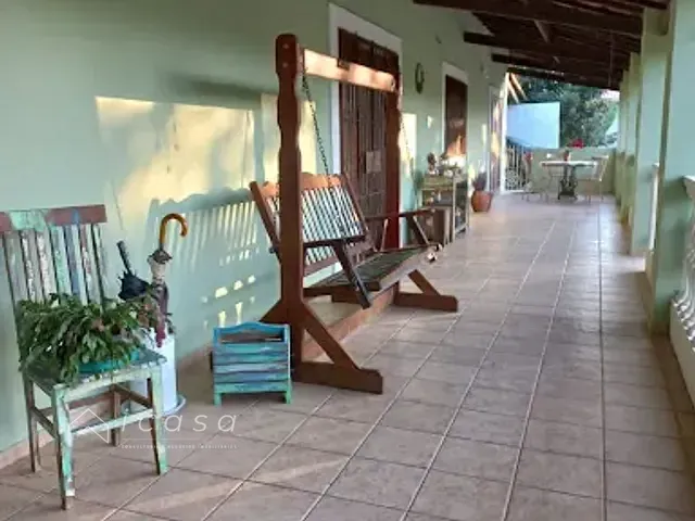 Chácara com 2565m² 3 quartos e 5 banheiros, à venda, no bairro Chácaras Santa Rita em Caçapava