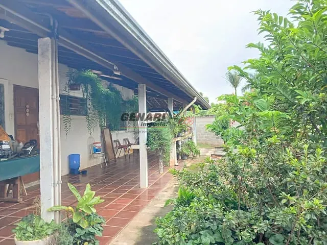Chácara com 1000m² 5 quartos e 2 banheiros, à venda, no bairro Parque das Bandeiras em Indaiatuba