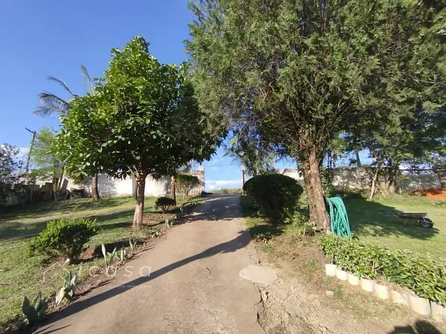 Chácara com 2000m² 6 quartos e 4 banheiros, à venda, no bairro Condomínio Bom Jesus em Caçapava