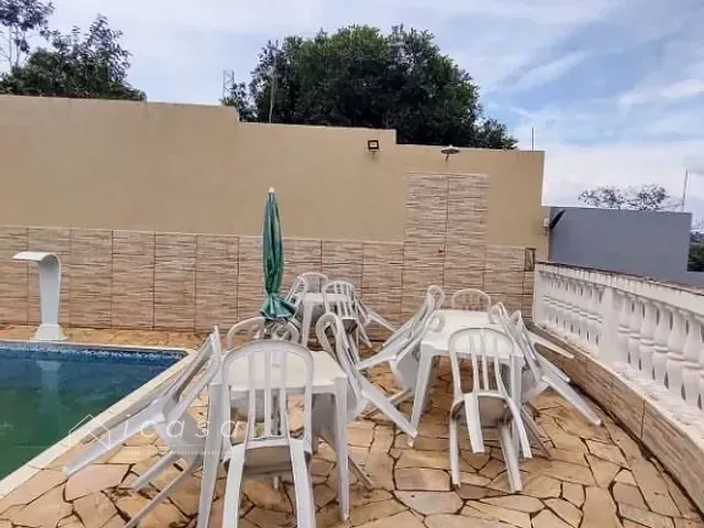 Chácara com 1000m² 2 quartos e 4 banheiros, à venda ou para alugar, no bairro Boa Vista em Caçapava