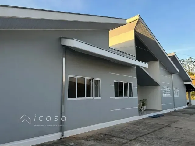 Chácara com 1493m² 3 quartos e 4 banheiros, à venda, no bairro Vila São Geraldo em São José dos Campos