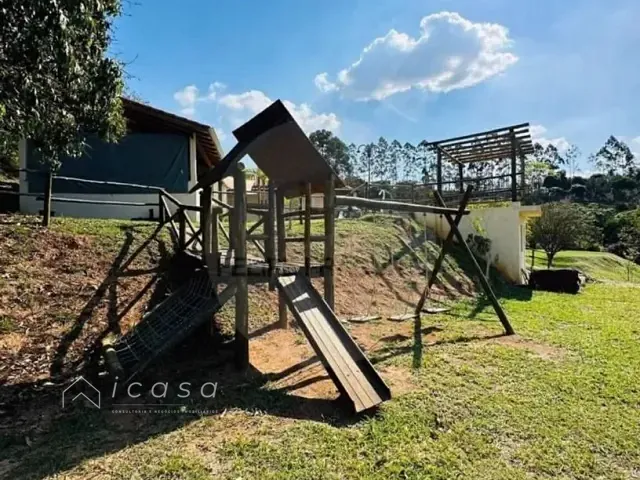 Chácara com 5000m² 3 quartos e 4 banheiros, à venda, no bairro Itapema em Guararema