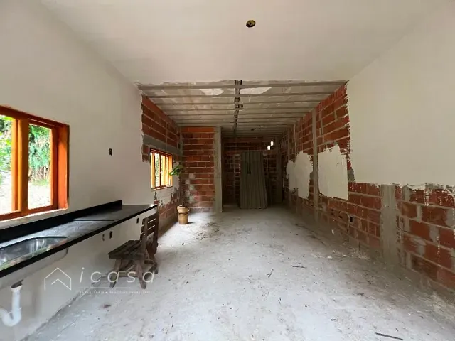 Chácara com 1500m² 3 quartos e 1 banheiro, à venda, no bairro Caçapava Velha em Caçapava