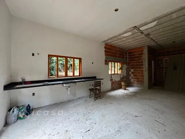 Chácara com 1500m² 3 quartos e 1 banheiro, à venda, no bairro Caçapava Velha em Caçapava