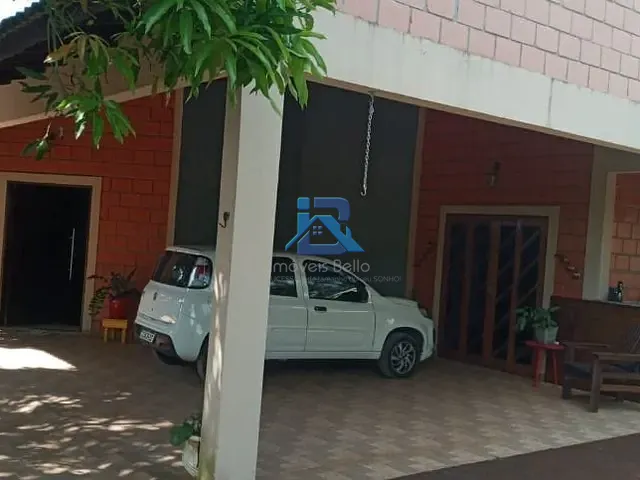Chácara com 1200m² 3 quartos e 3 banheiros, à venda, no bairro Monterrey em Louveira