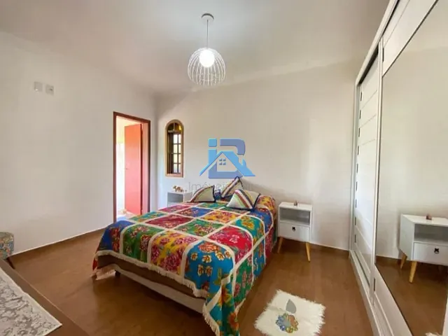 Chácara com 2000m² 3 quartos e 5 banheiros, à venda, no bairro Recanto dos Pássaros em Itatiba