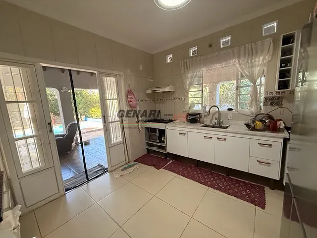 Chácara com 1000m² 2 quartos e 3 banheiros, à venda, no bairro Vale do Sol em Indaiatuba
