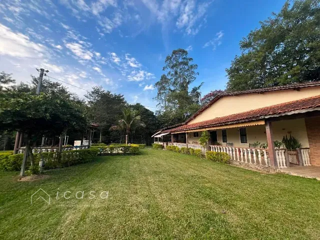 Chácara com 2105m² 4 quartos e 2 banheiros, à venda, no bairro São João da Boa Vista em Caçapava