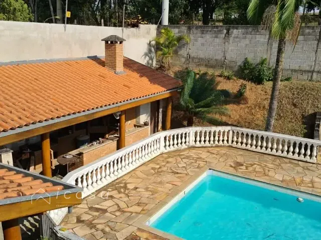Chácara com 3300m² 4 quartos e 4 banheiros, à venda, no bairro Campos de São José em São José dos Campos