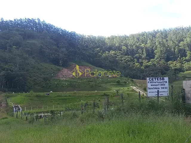 Chácara com 20600m², à venda, no bairro Registro em Taubaté