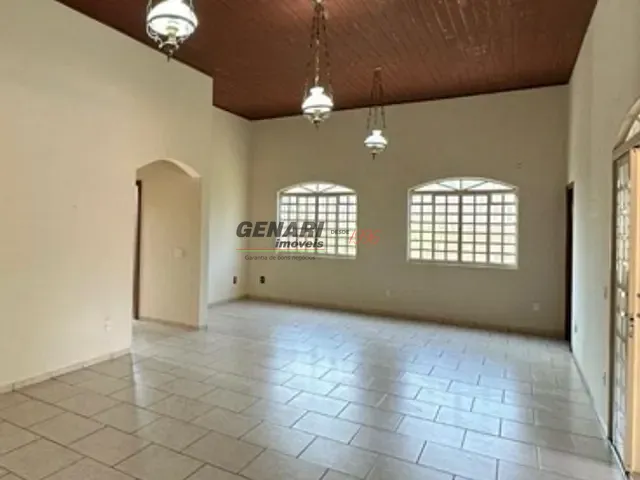 Chácara com 1022m² 3 quartos e 3 banheiros, à venda, no bairro Colinas de Indaiatuba II em Indaiatuba