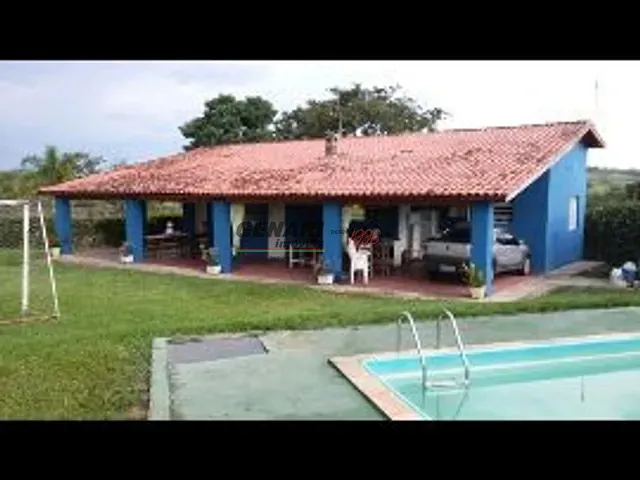 Chácara com 1400m² 3 quartos e 3 banheiros, à venda, no bairro Colinas de Indaiatuba em Indaiatuba