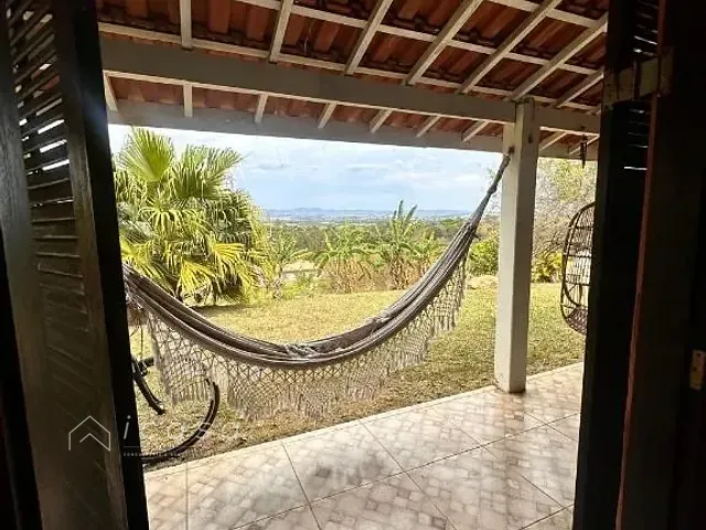 Chácara com 2800m² 1 quarto e 2 banheiros, à venda, no bairro Marambaia em Caçapava