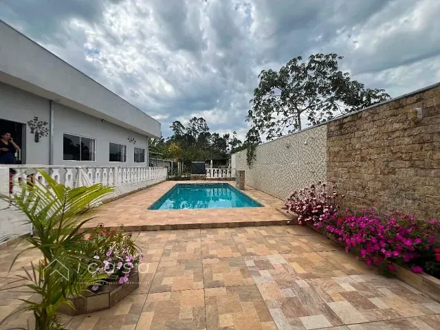 Chácara com 638m² 1 quarto e 2 banheiros, à venda, no bairro Chácara Santa Rita em Caçapava